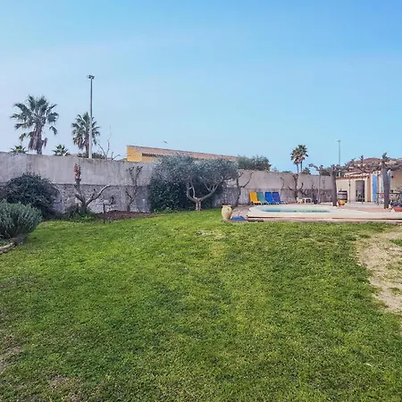 3 Bedroom Lovely In Сasa de vacaciones *